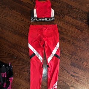 reebok set athletic wear